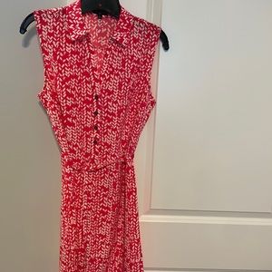 The Limited shirt dress with belt. Sz small. Coral/pinkish